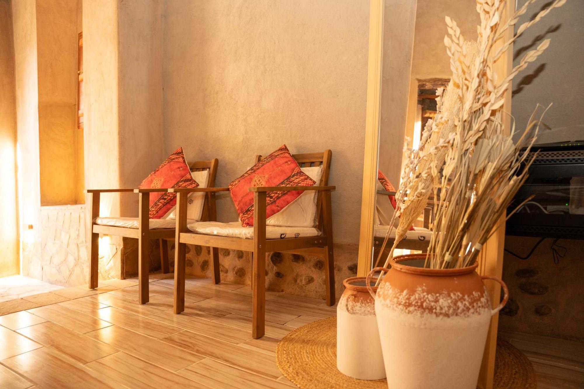 Nomad Inn Nizva Dış mekan fotoğraf