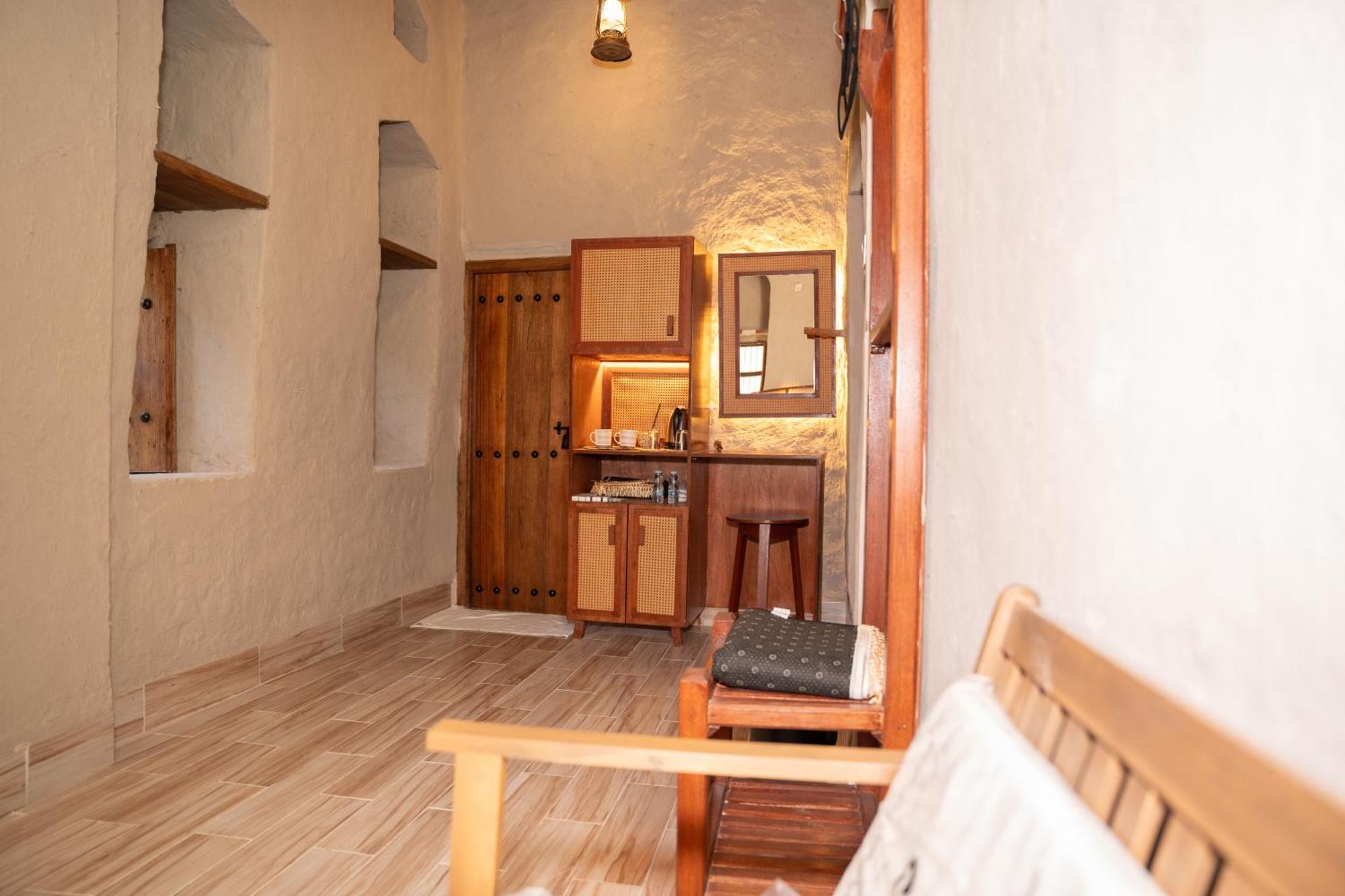 Nomad Inn Nizva Dış mekan fotoğraf
