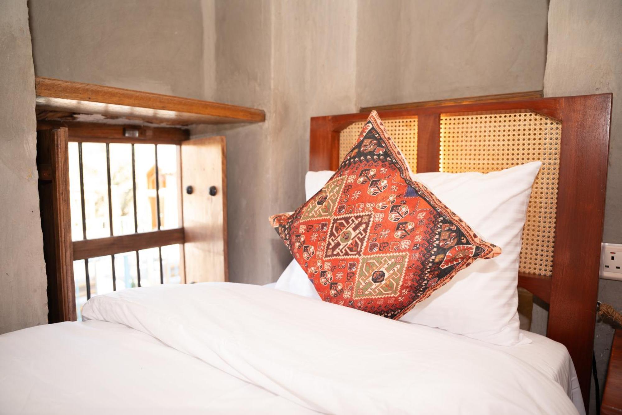 Nomad Inn Nizva Dış mekan fotoğraf